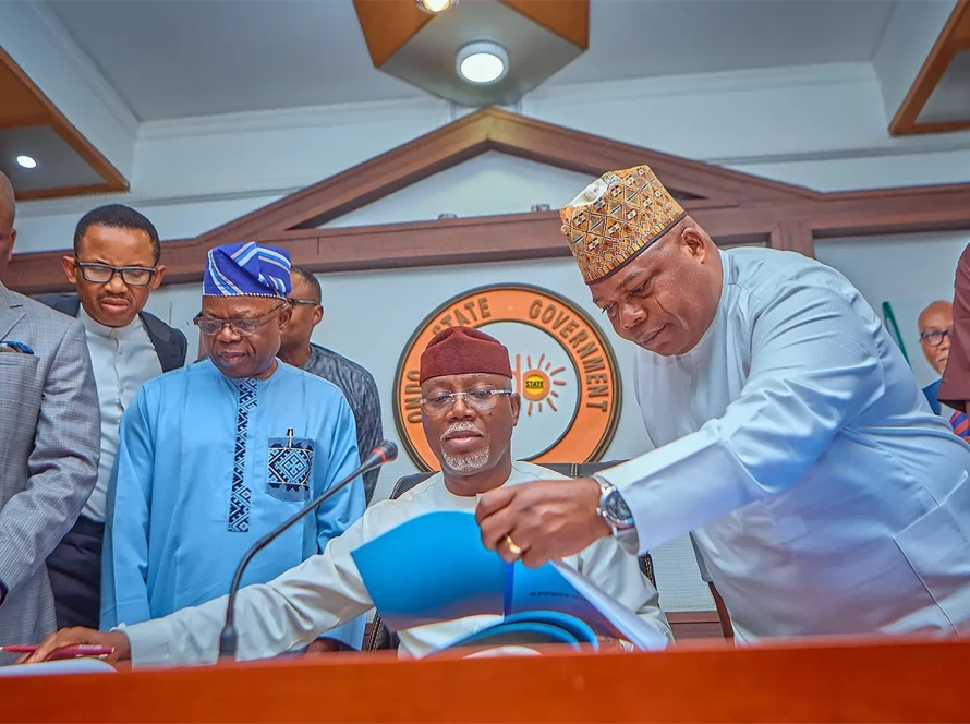 aiyedatiwa-present-ondo-state-budget